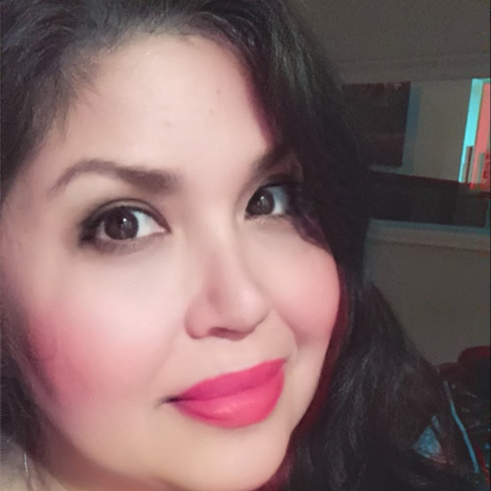 Meet your Posher, Maria